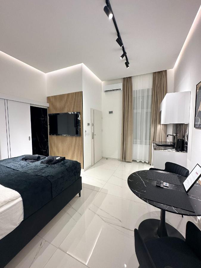 V21 Luxury Apartments Budapeste Exterior foto